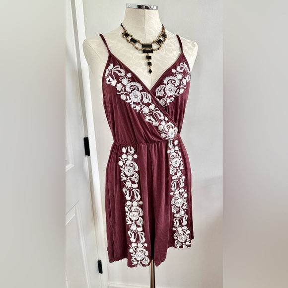 POL Embroidered Dress - Picture 1 of 8